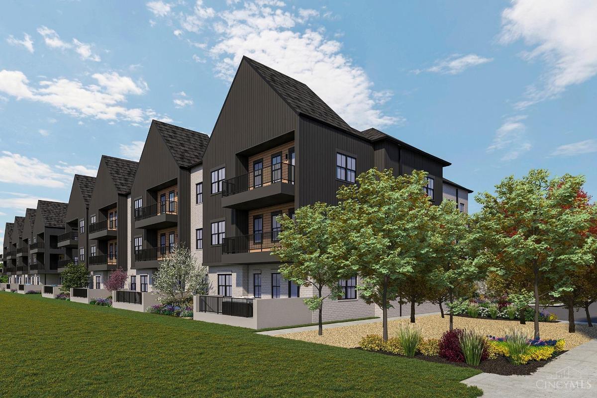 4270 Parkview Drive - 2