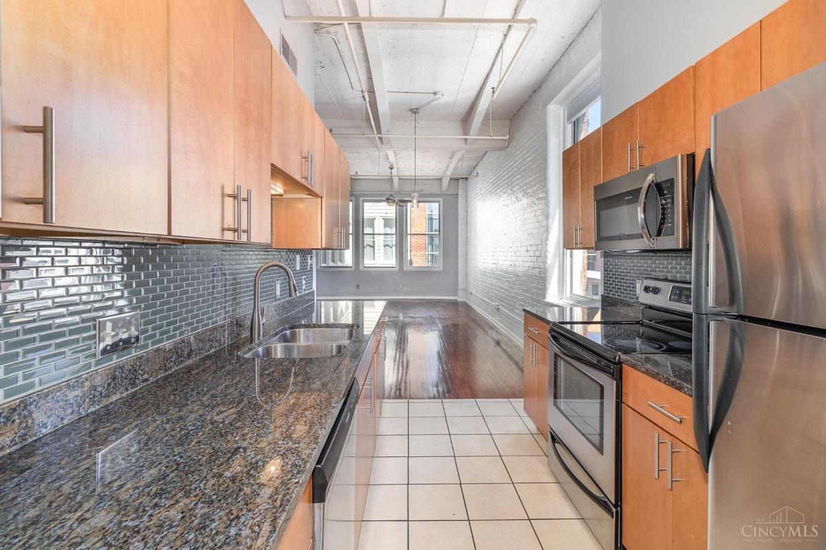 335 W Fifth Street #345 - 4