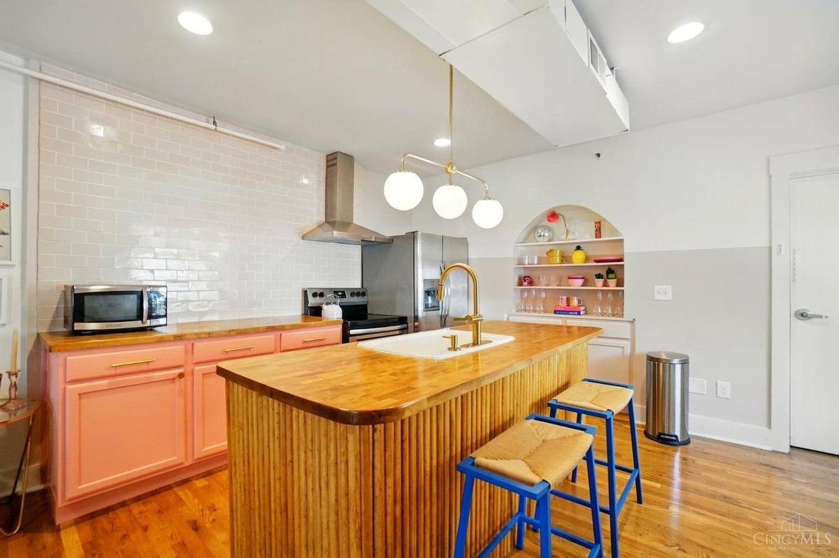 15 W Fifteenth Street - 2