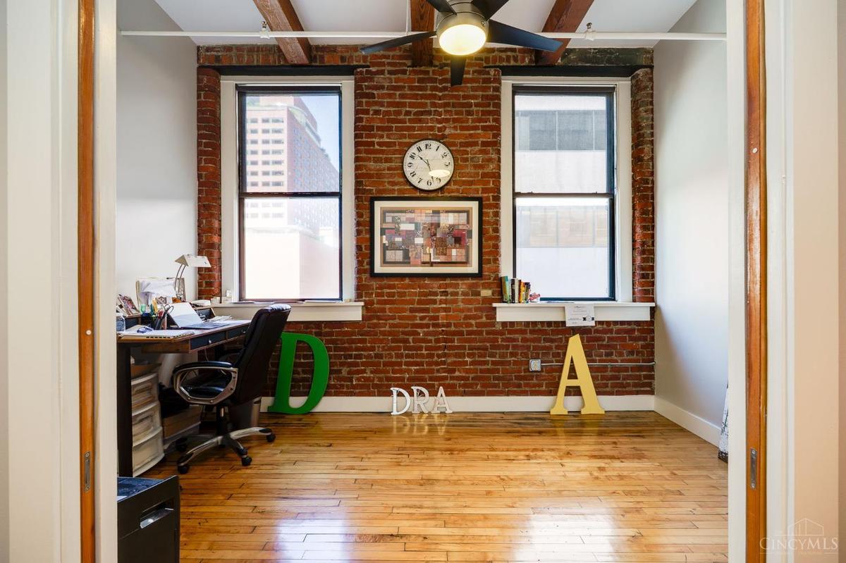 26 E Sixth Street #281 - 2