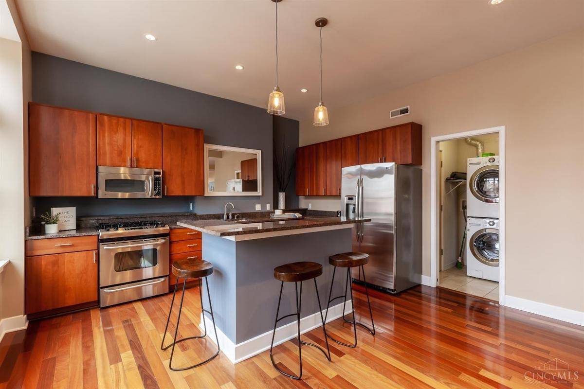 621 Main Street #115 - 5