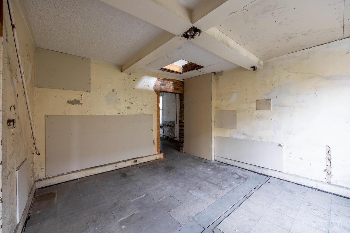 1500 Race Street - 2