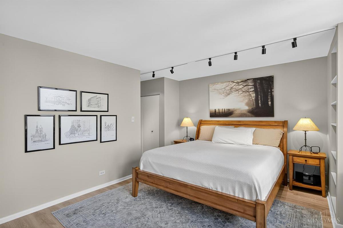 2401 Ingleside Avenue #184 - 4