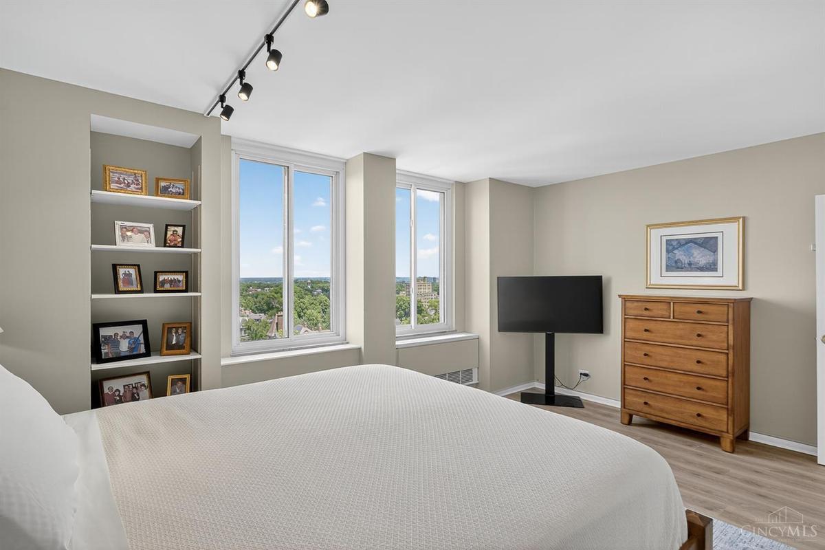 2401 Ingleside Avenue #184 - 5