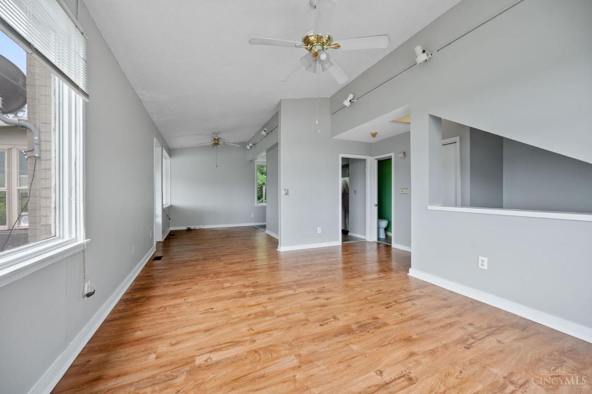 490 Mt Hope Avenue #180 - 2