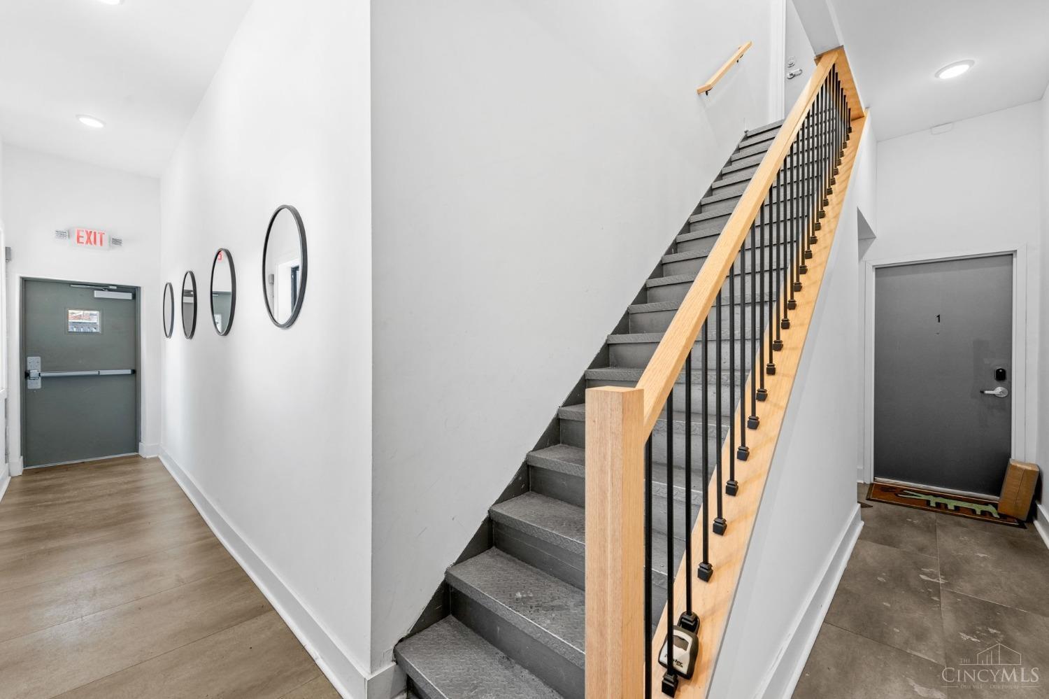 1909 Race Street #142 - Main