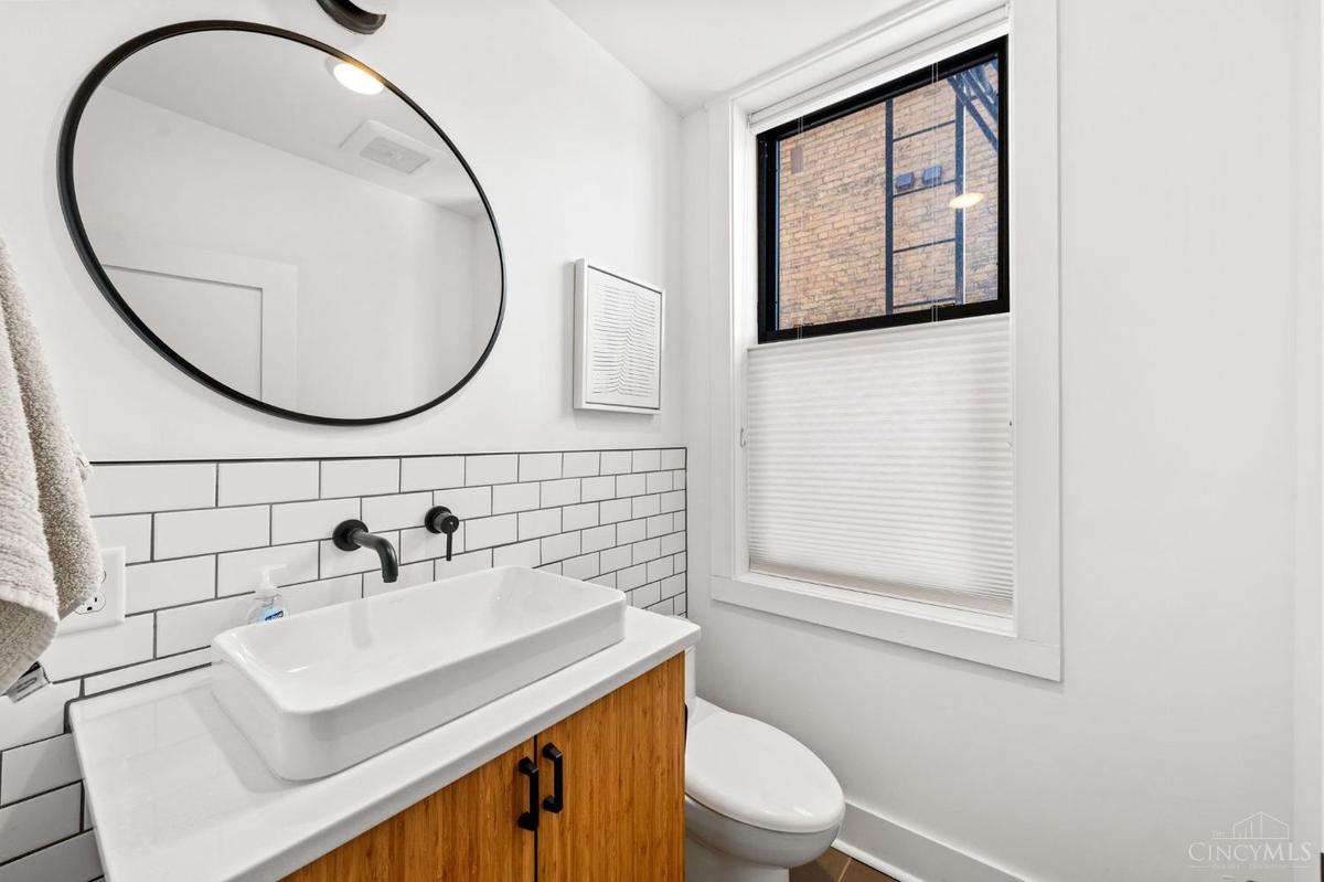 1909 Race Street #142 - 2