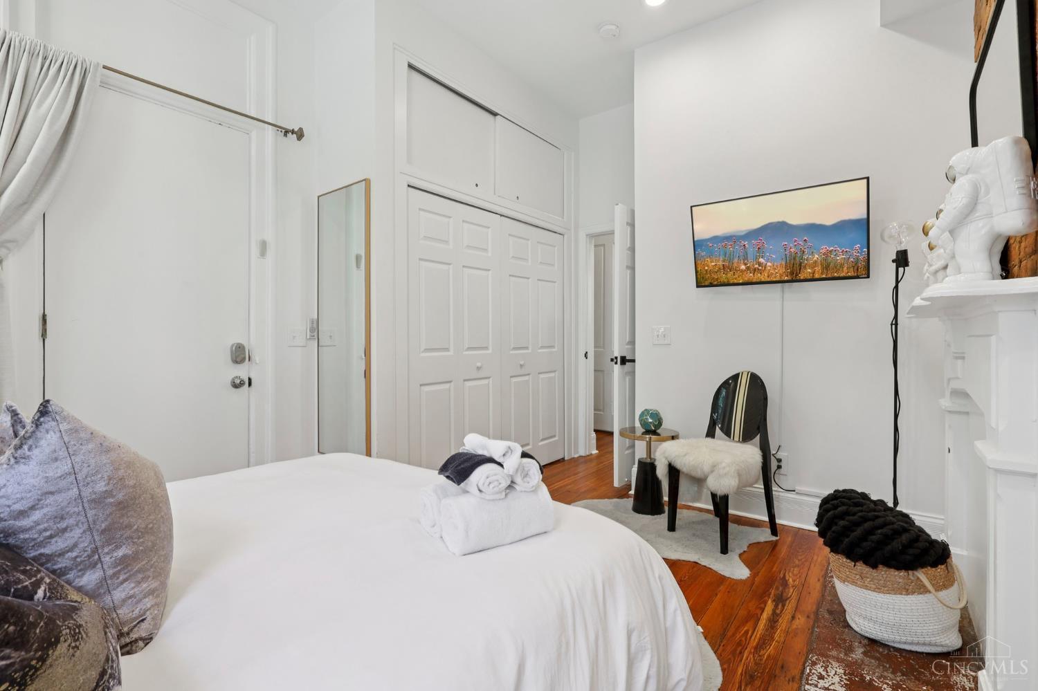 320 Mulberry Street - 5