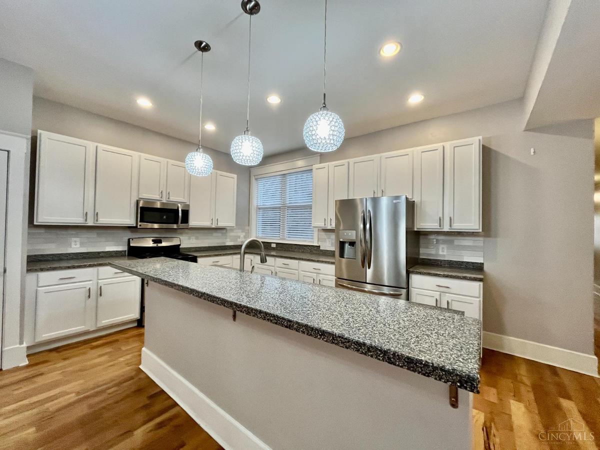 709 E McMillan Street #409 - 4