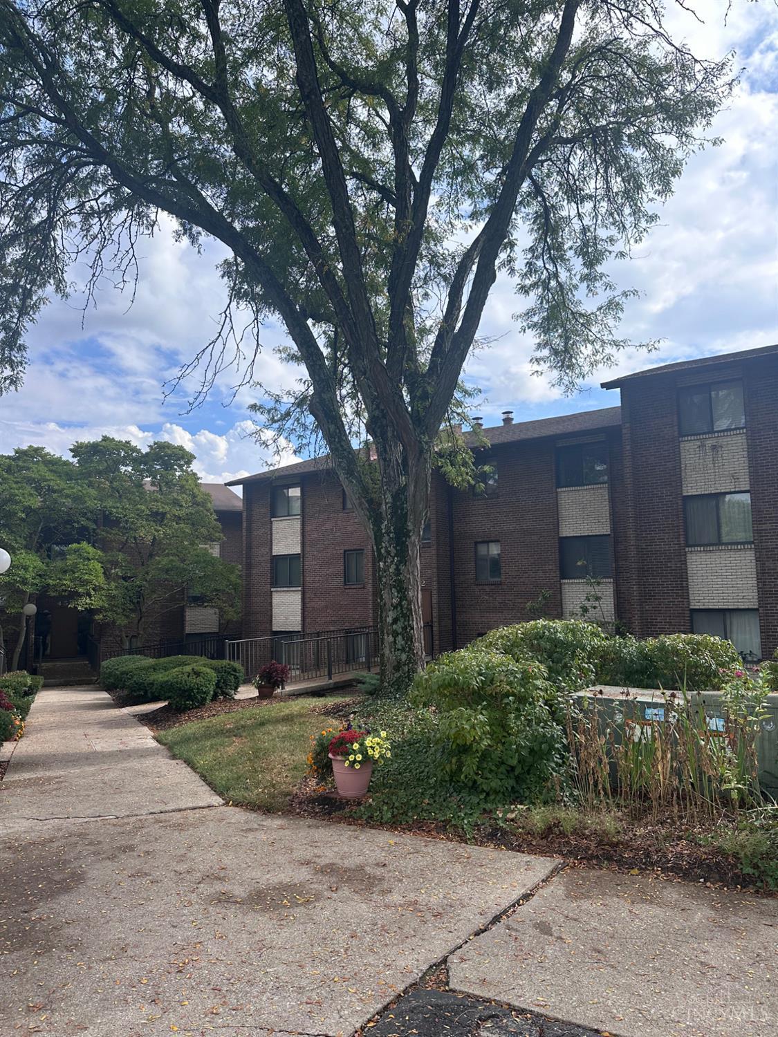 452 Grand Avenue #94 - Main