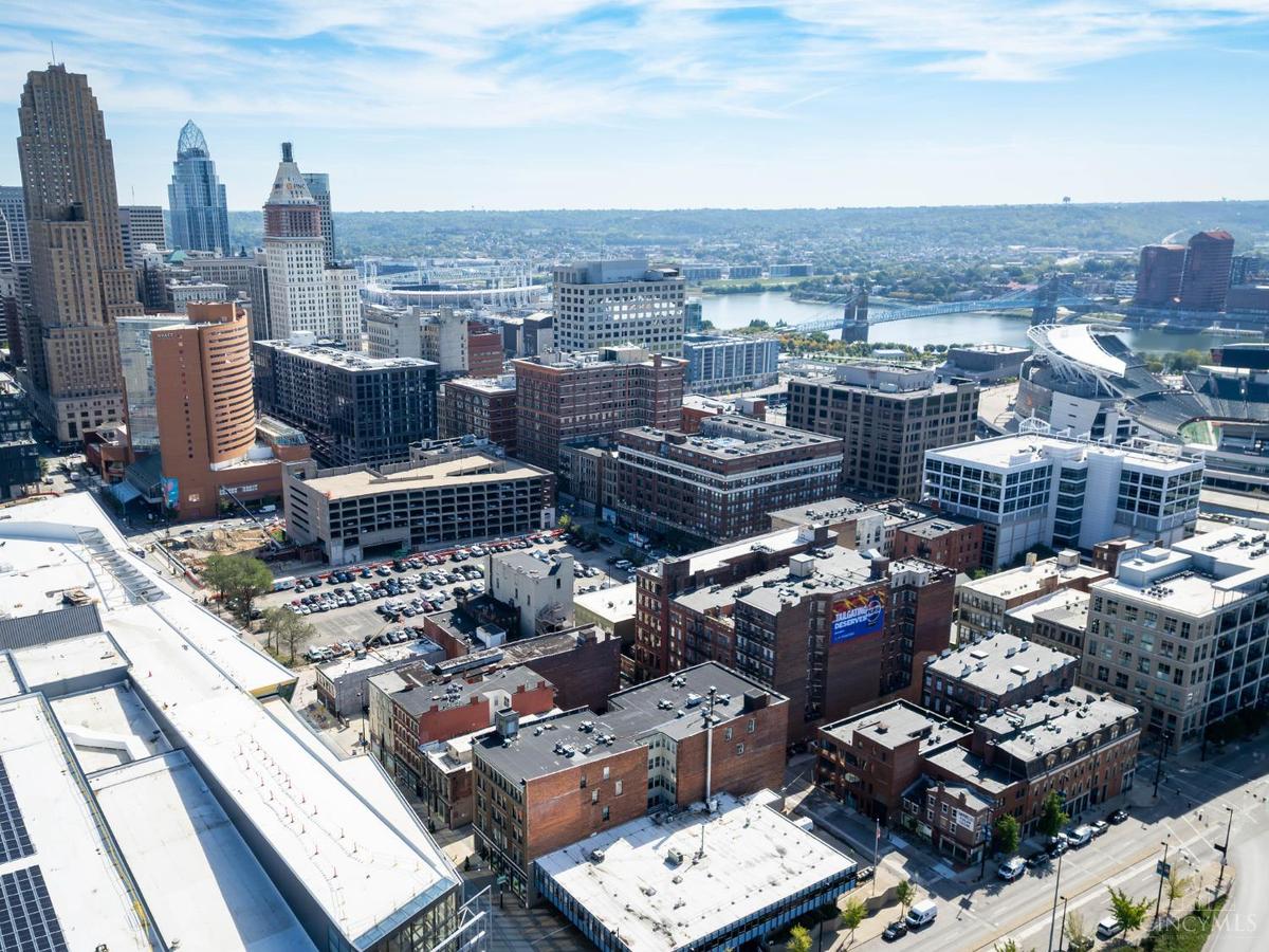 335 W Fifth Street #348 - 5