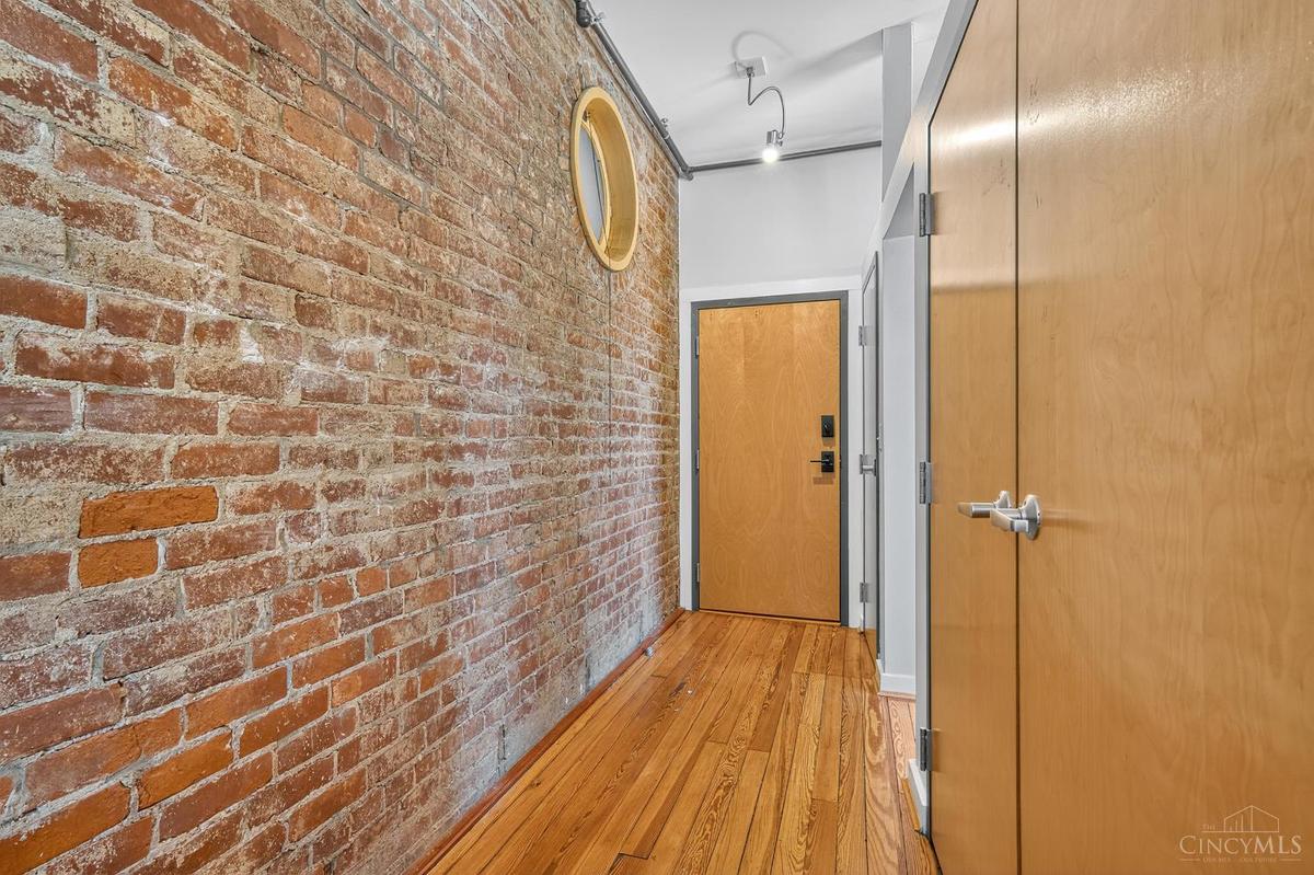 1237 Vine Street #349 - 5