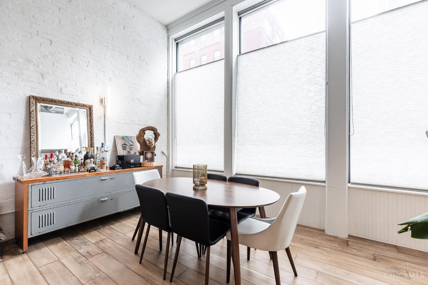 813 Broadway Street #315 - Main