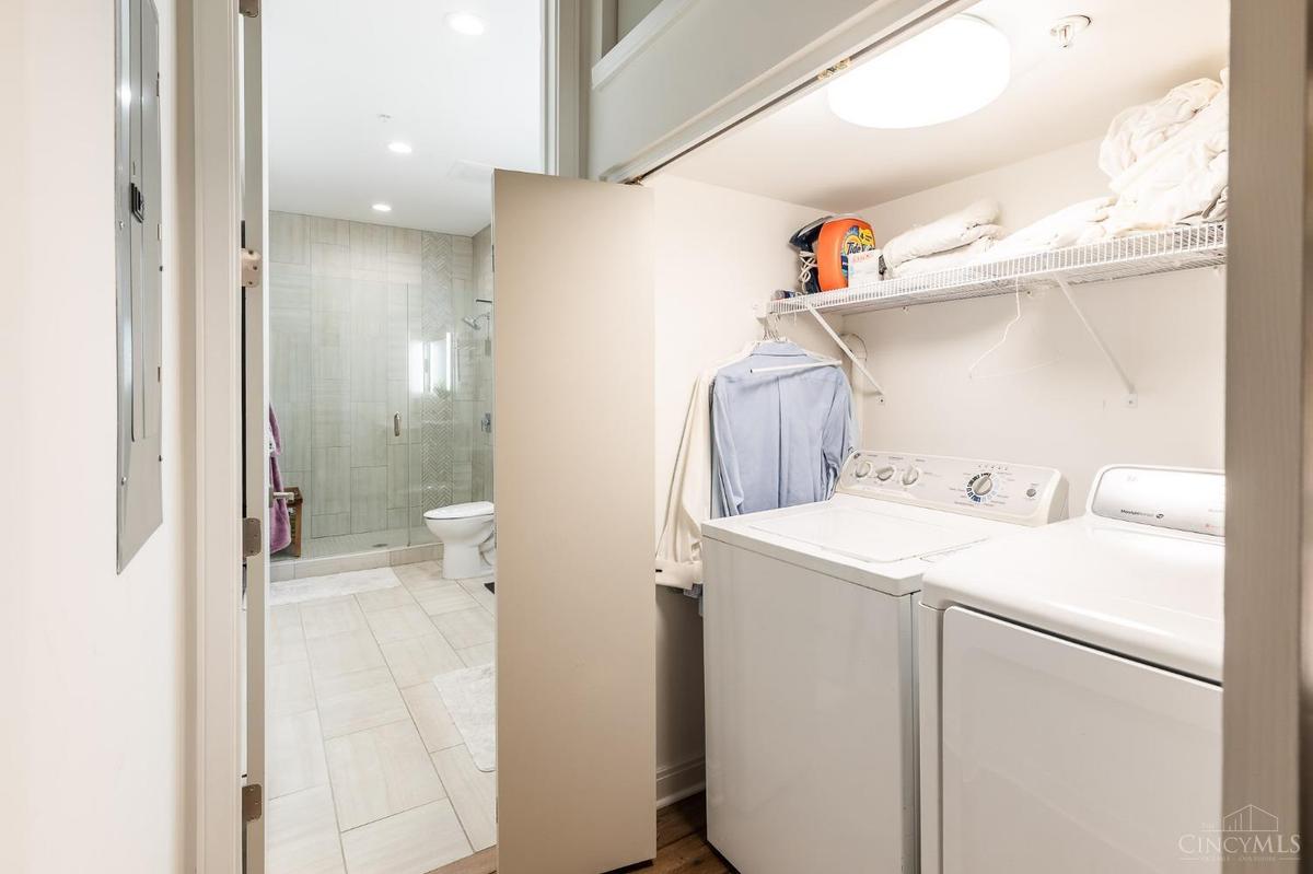 813 Broadway Street #315 - 5