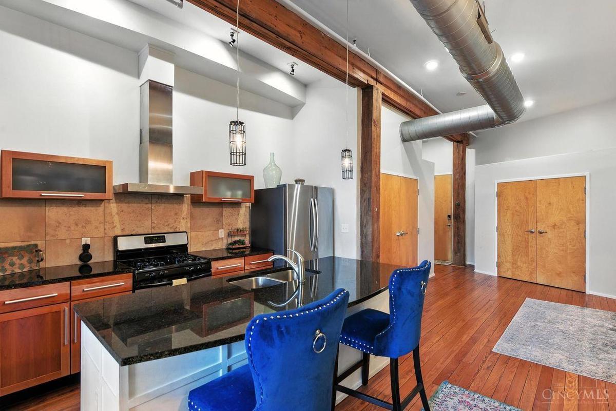 1214 Vine Street #380 - 4