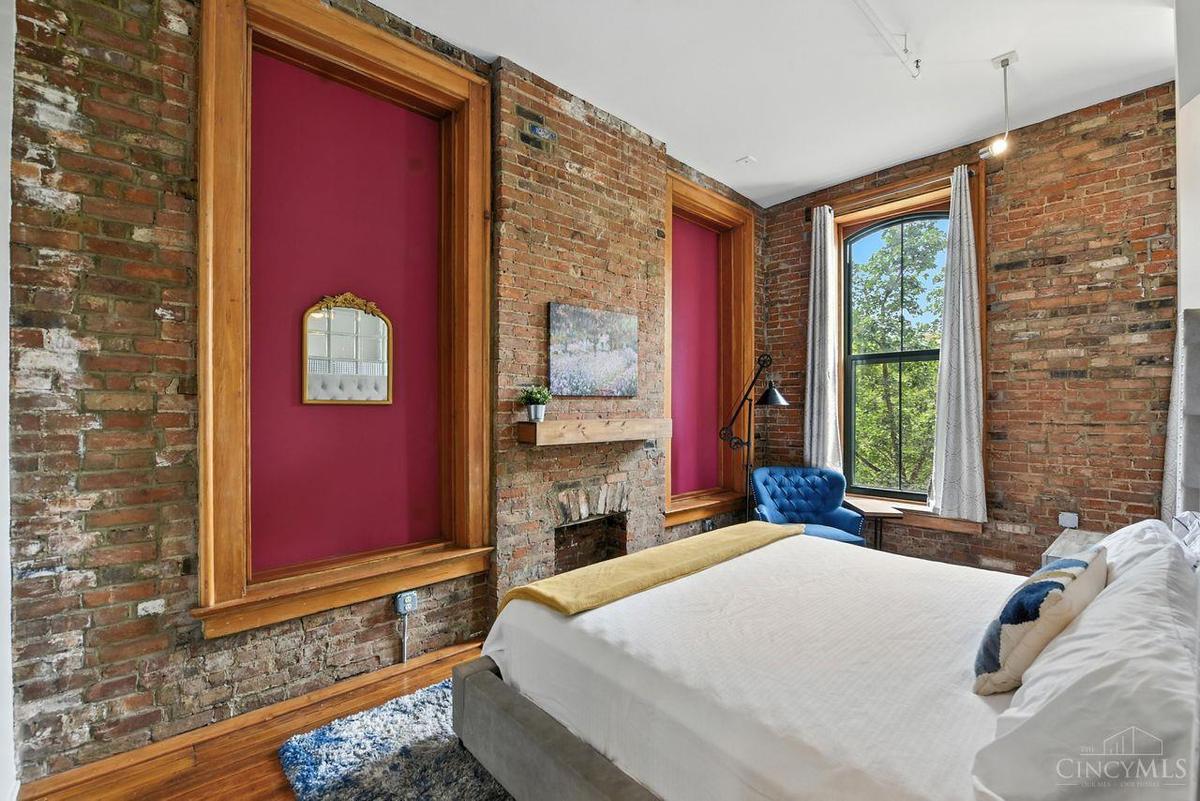 1214 Vine Street #380 - 5