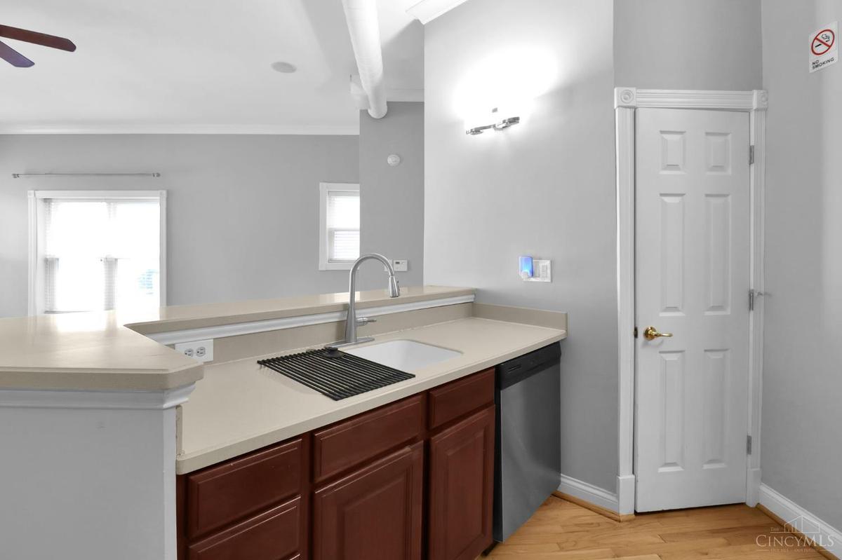 2100 Fulton Ave #291 - 2