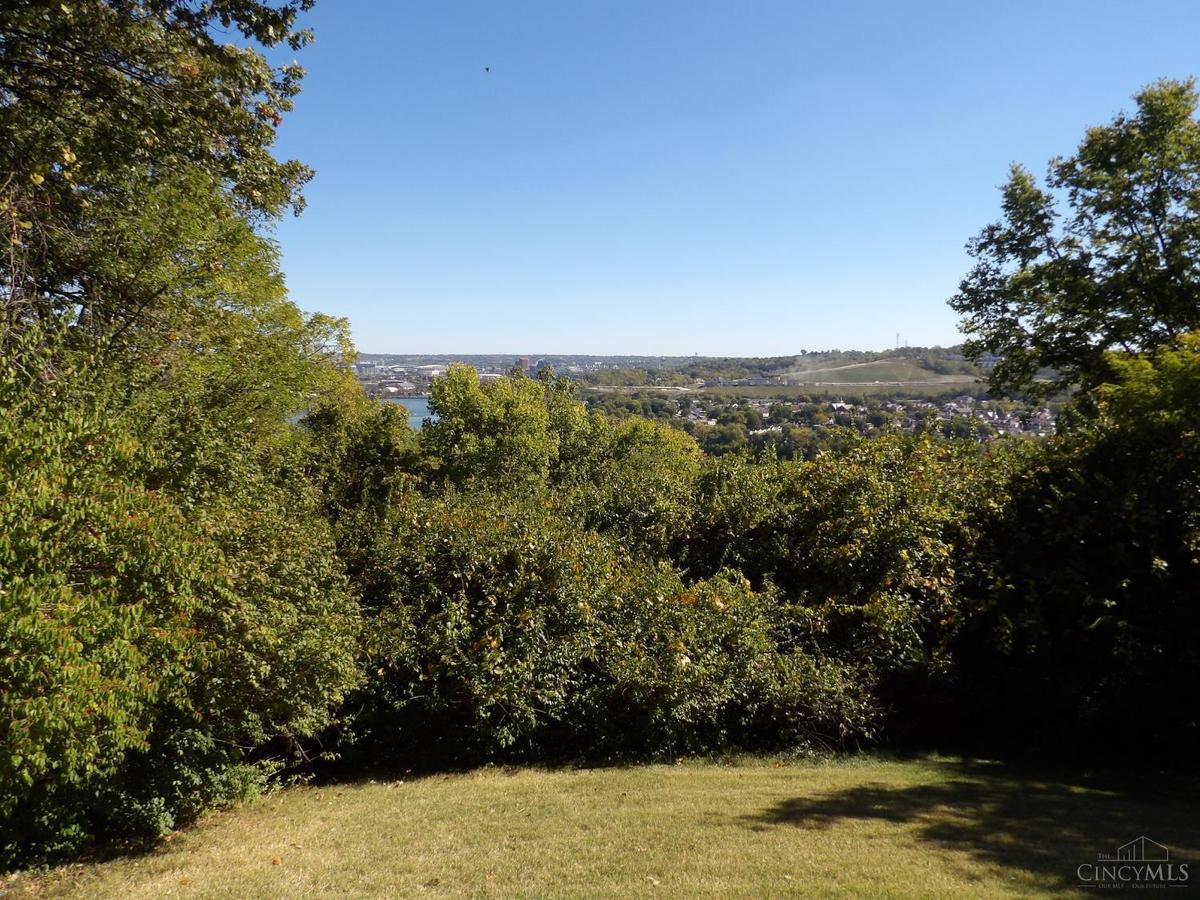 454 Grand Avenue #100 - 4