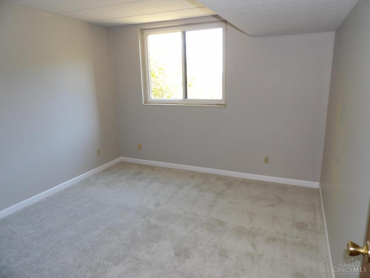 454 Grand Avenue #100 - 5