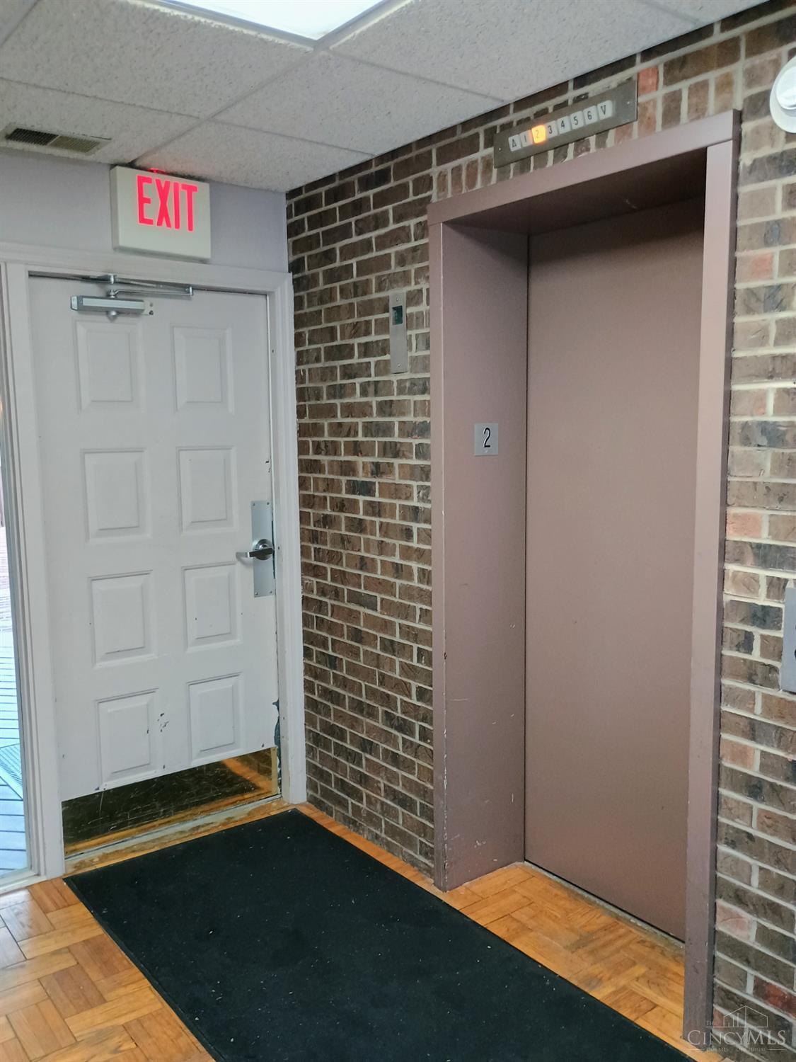 2121 Sutton Avenue #145 - 3