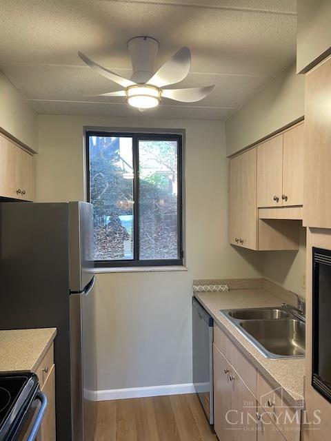 454 Grand Avenue #100 - 2