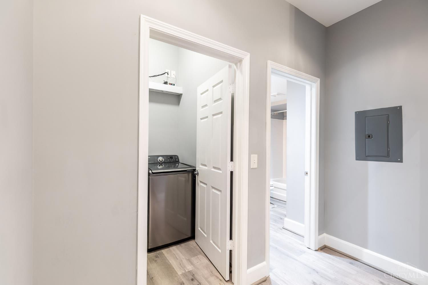 551 E Thirteenth Street #212 - Main