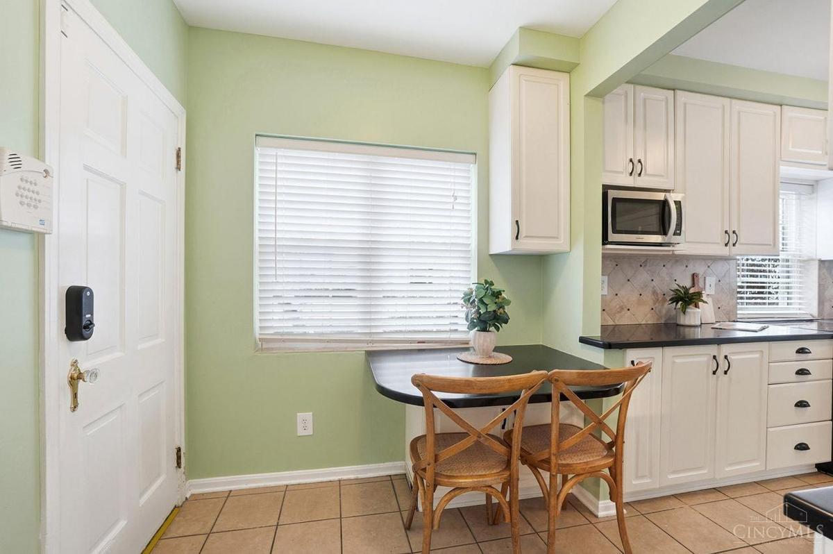 3935 Eileen Drive #45 - 5