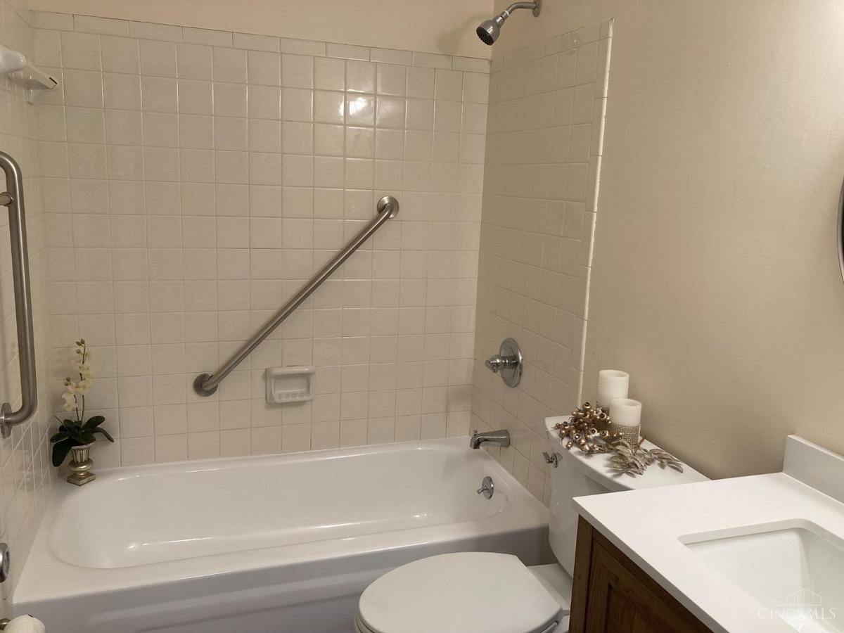 5221 Clearlake Drive #40 - 4