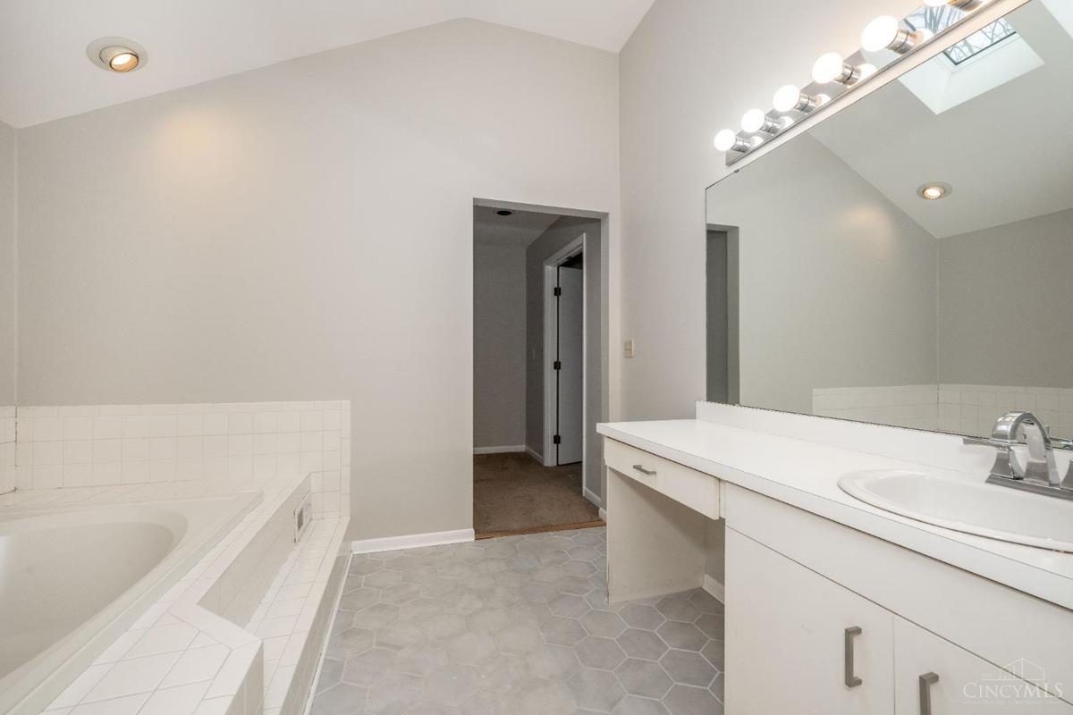 2600 Cleinview Avenue #82 - 4