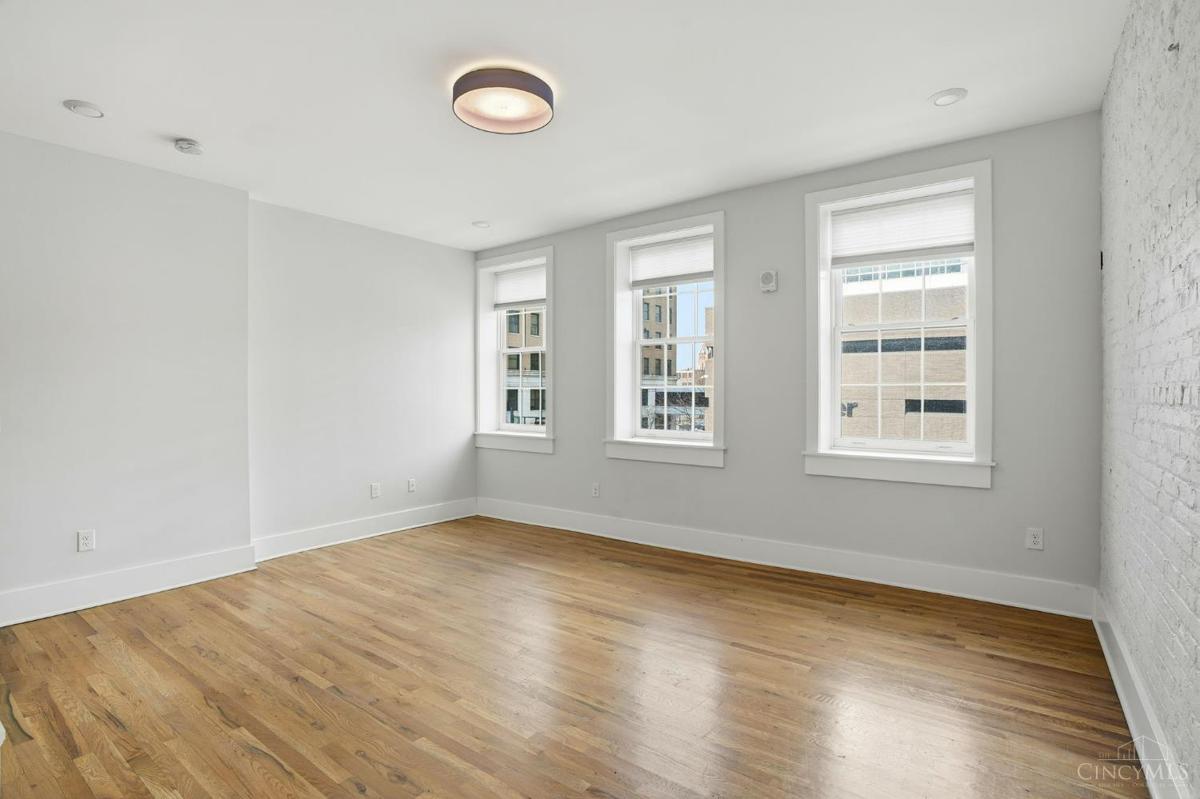 11 E Court Street #303 - 5