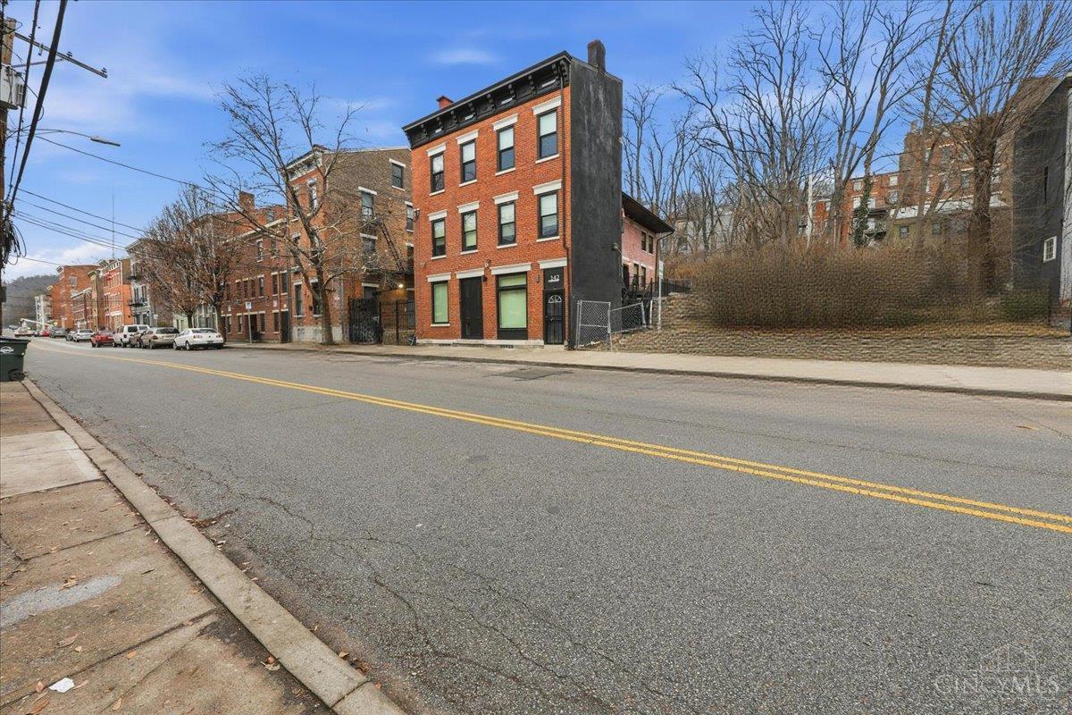 142 E Clifton Avenue - Main