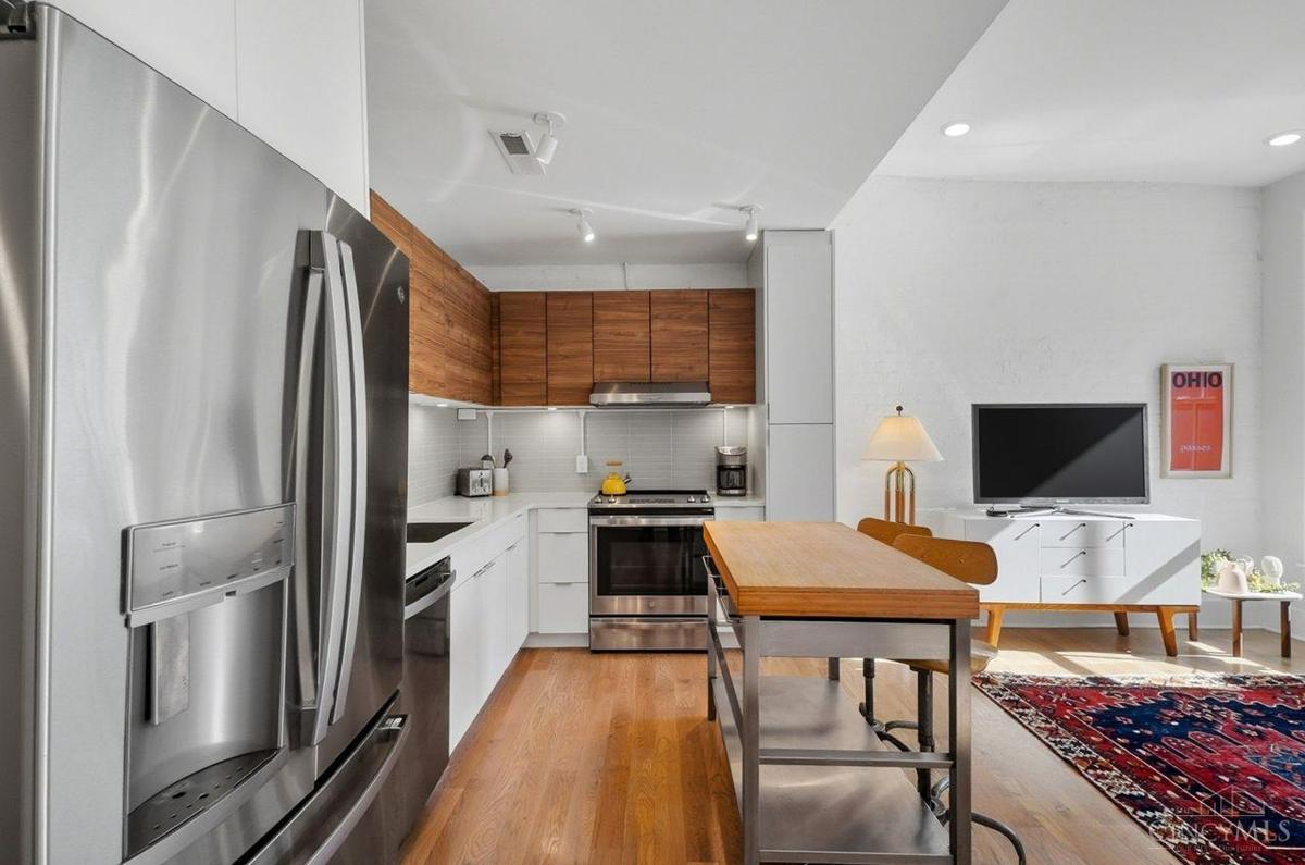 33 E Court Street #403 - 2