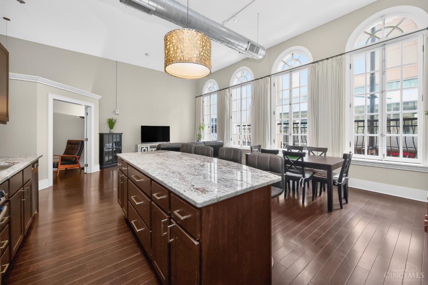 417 Vine Street #201 - Main