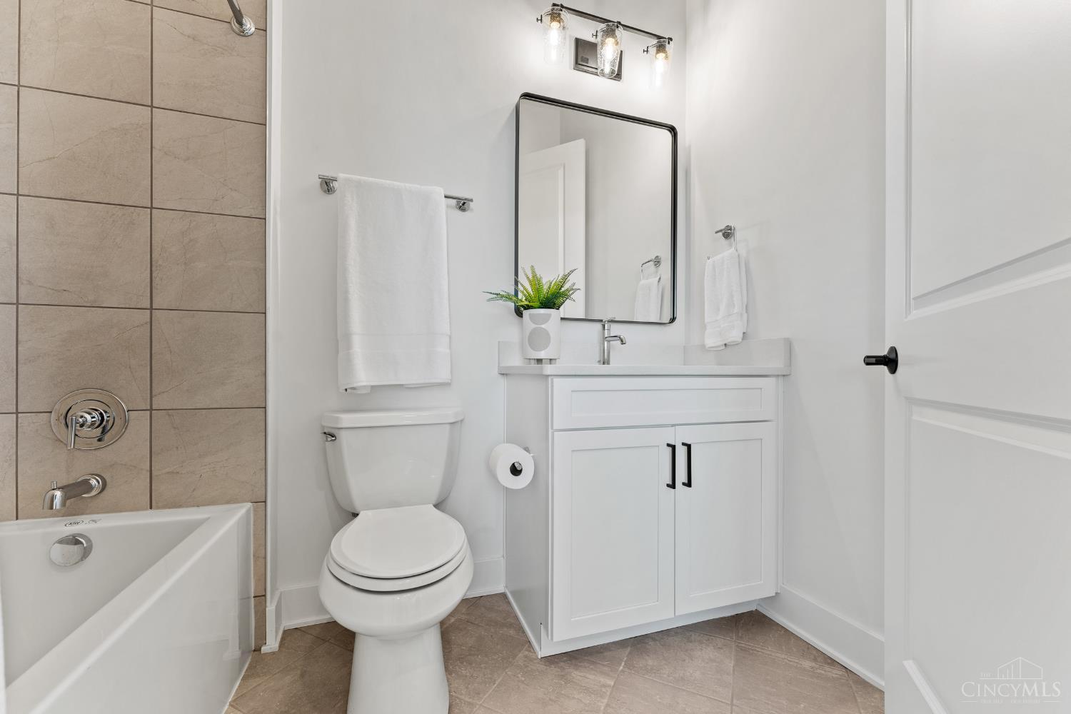 3723 Isabella Avenue - Main