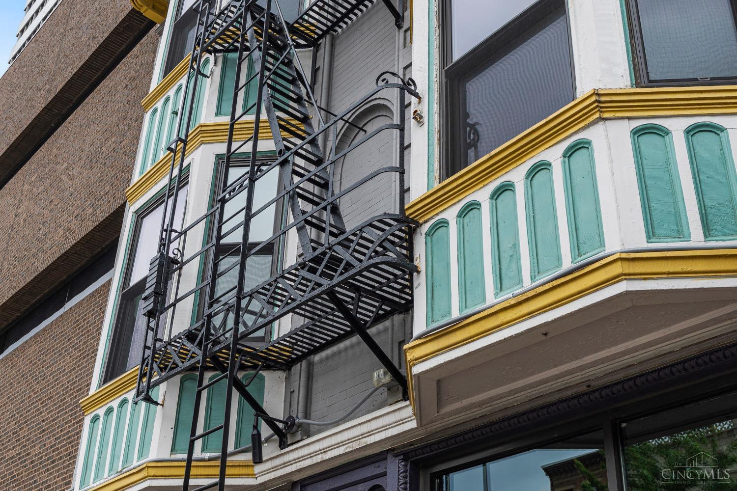 32 E Court Street #203 - Main