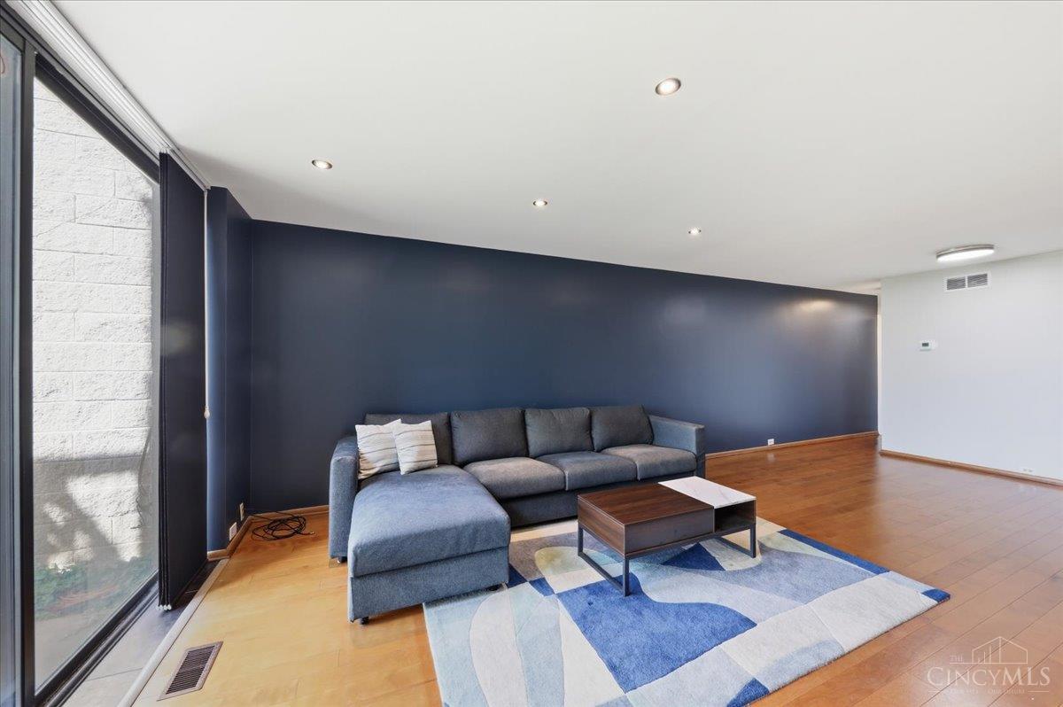2138 Ohio Avenue #B - 5