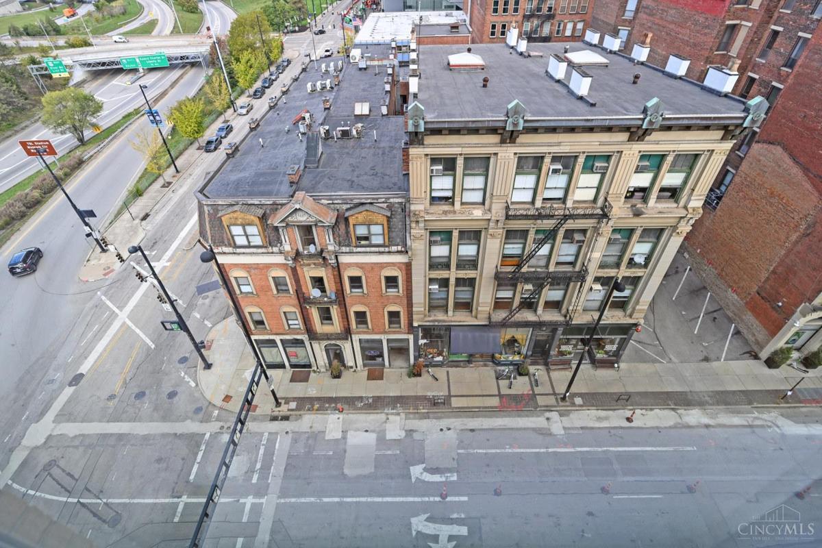 353 W Fourth Street #600 - 3