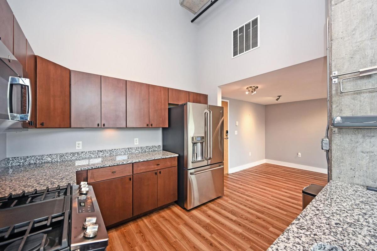353 W Fourth Street #600 - 4