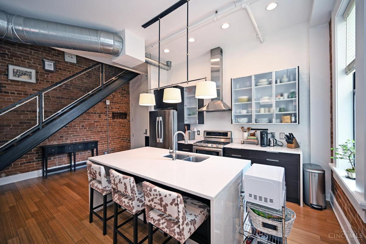 1222 Republic Street #3 - 5