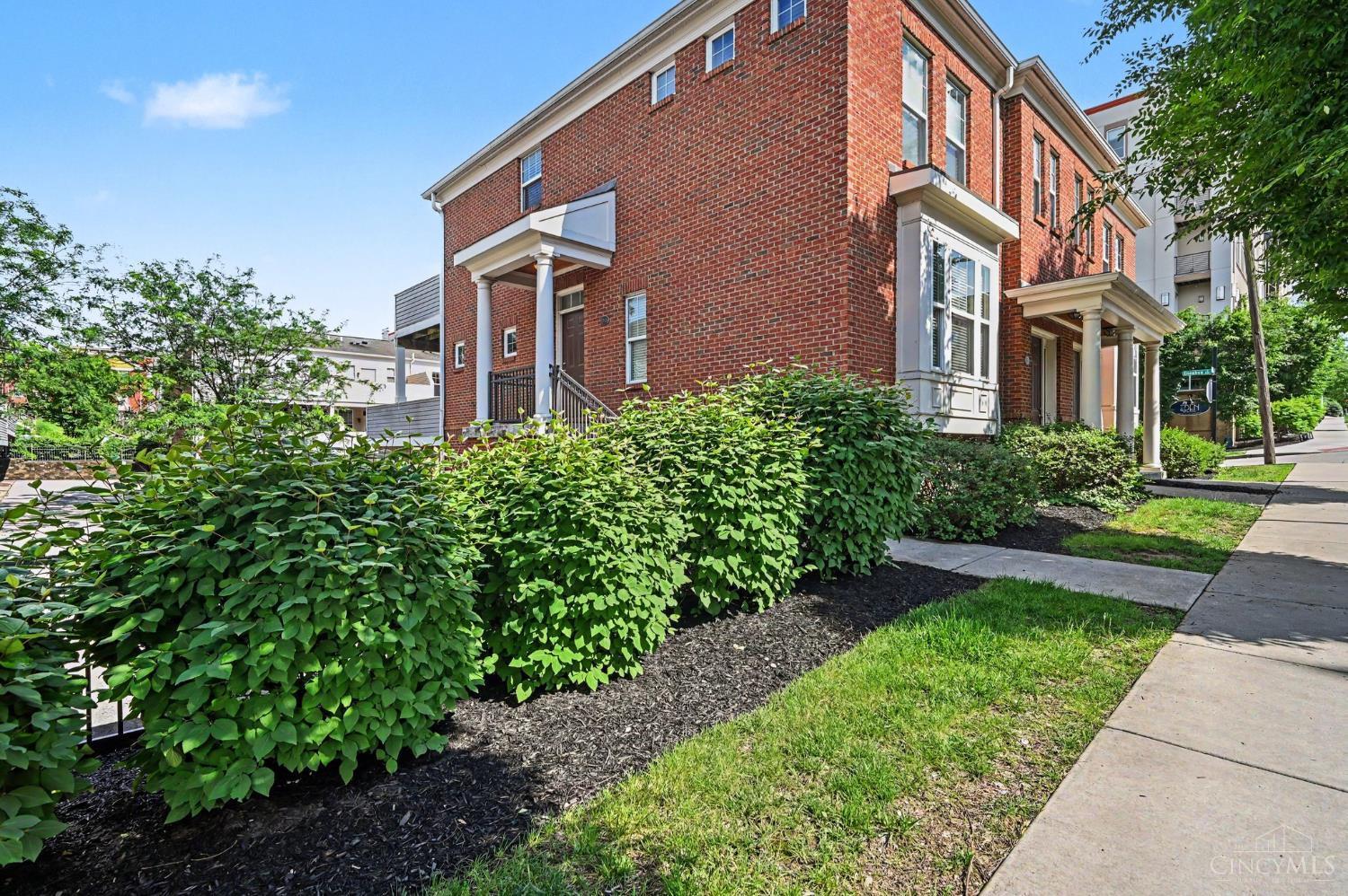 2926 Eden Avenue #I-2926 - Main
