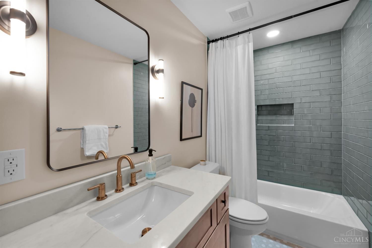 538 Tusculum Avenue #538 - Main