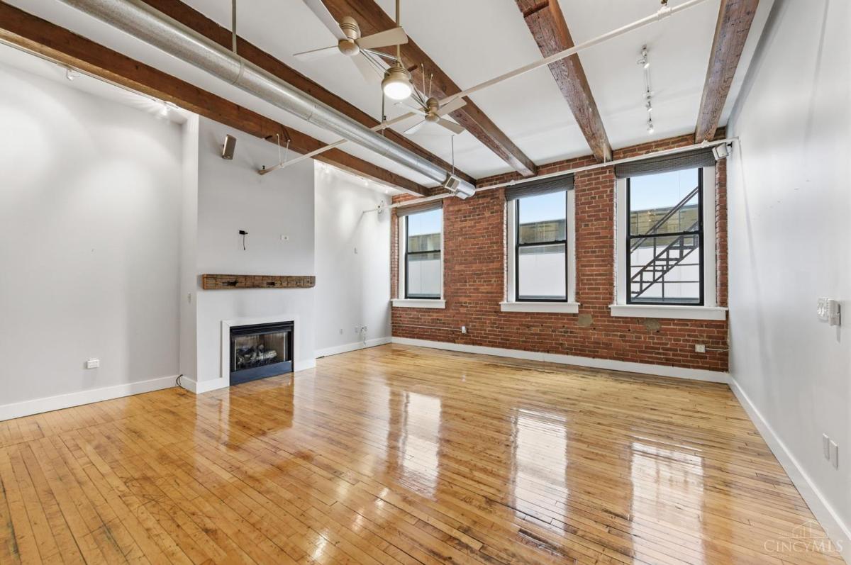 26 E Sixth Street #702 - 4
