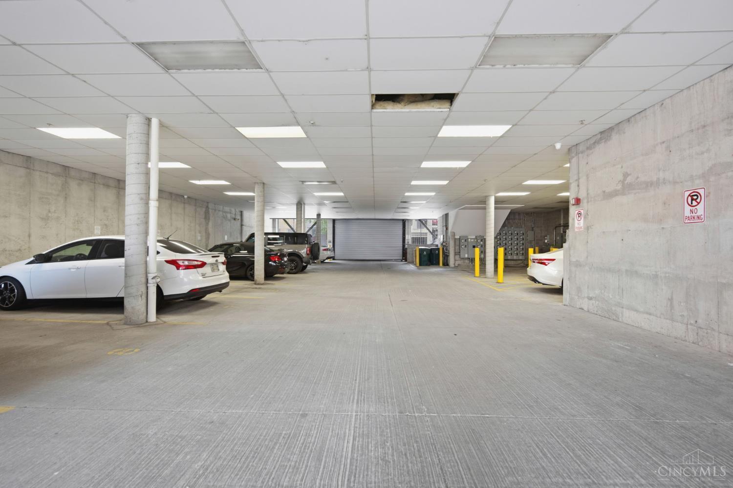 1338 Vine Street #C - Main
