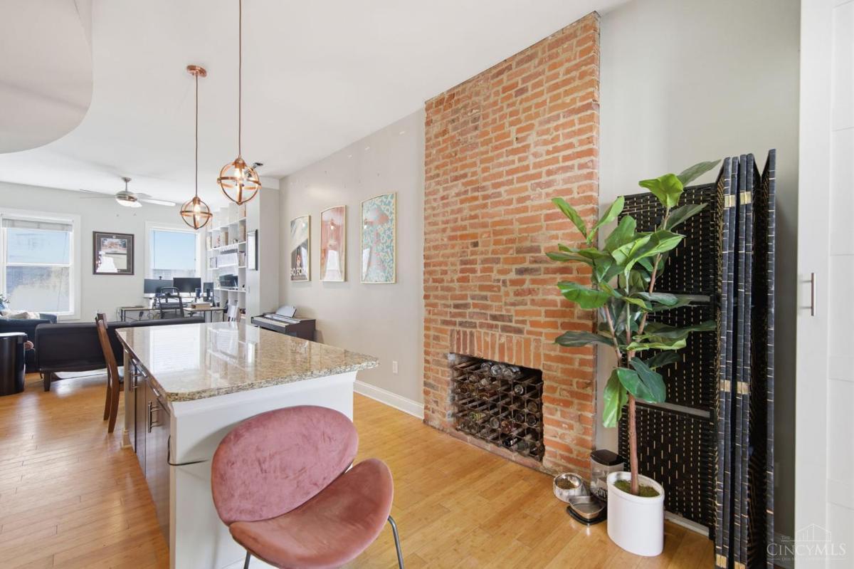 1338 Vine Street #C - 2