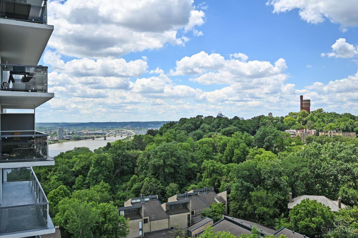 2200 Victory Parkway #1407 - 5