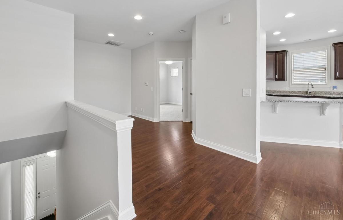 2924 Eden Avenue #I-2924 - 4