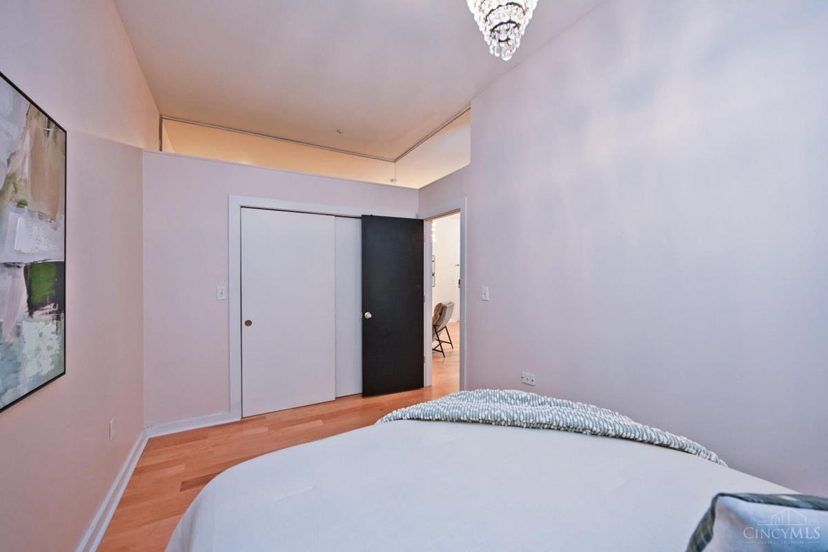 1150 Vine Street #12 - 4