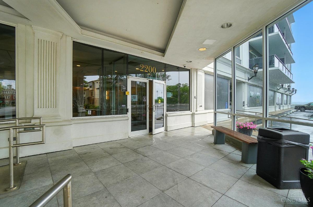 2200 Victory Parkway #1601 - 4