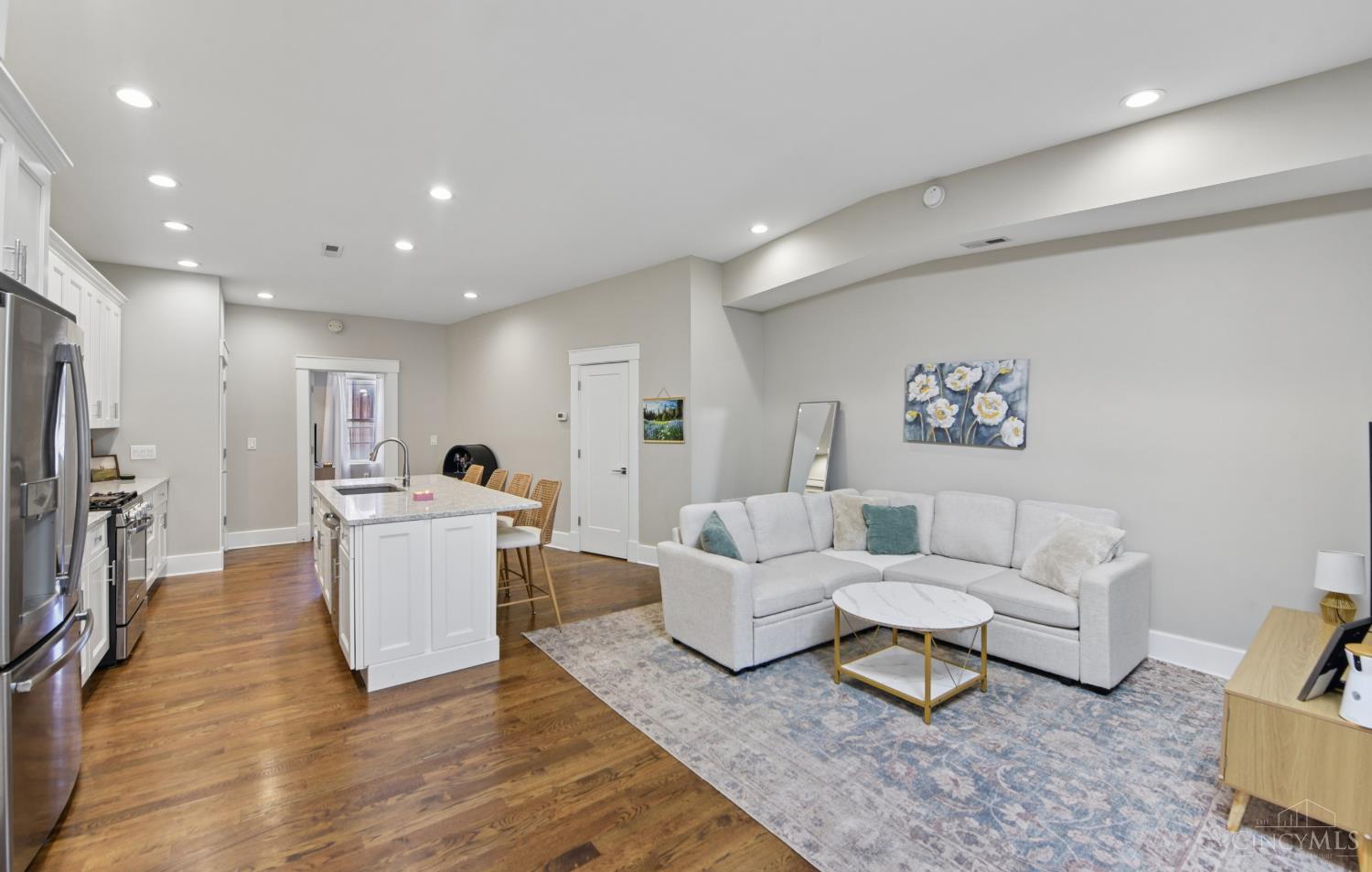 817 Broadway Street #3 - Main