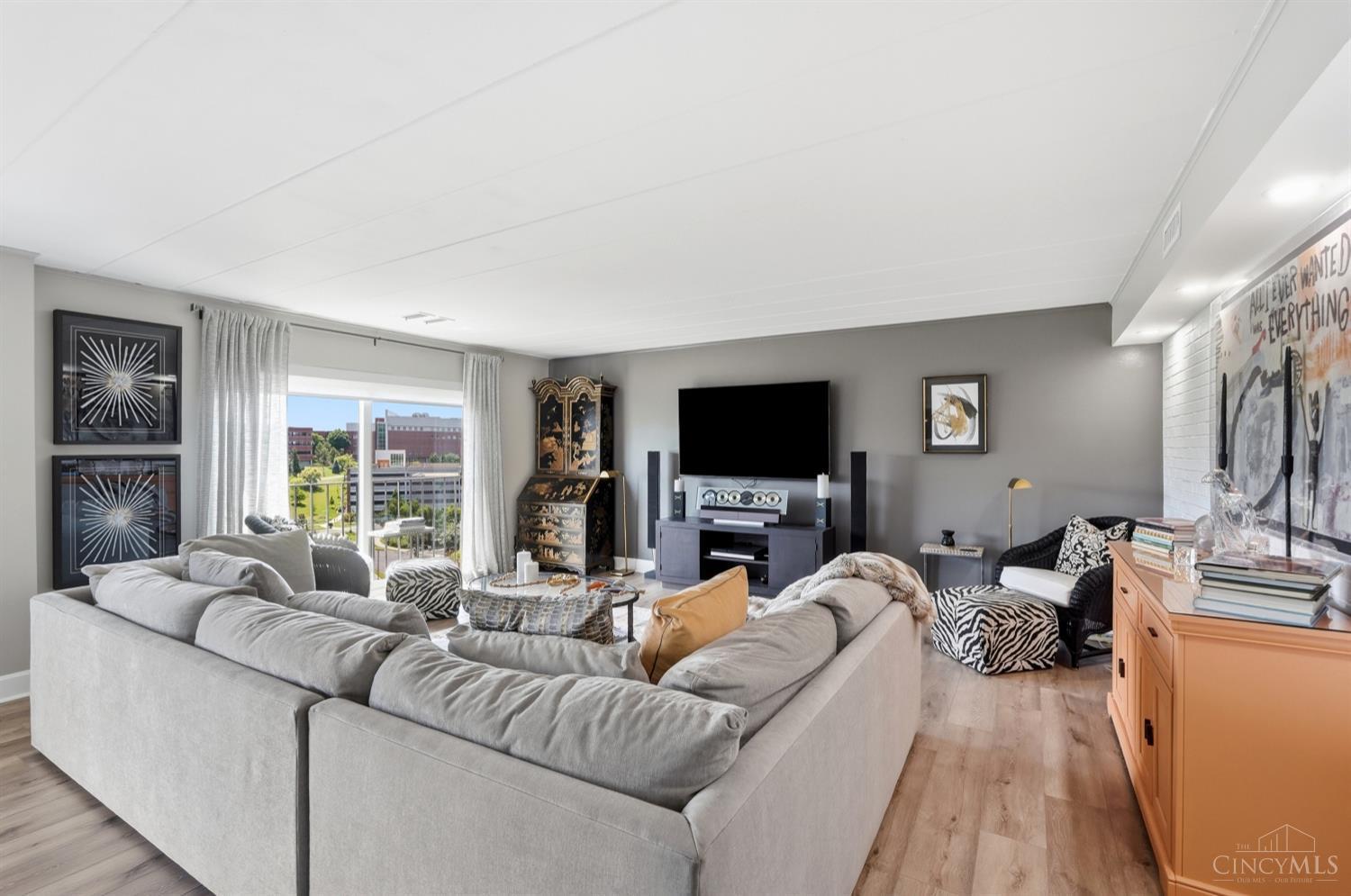 880 Rue De La Paix #A-24 - Main